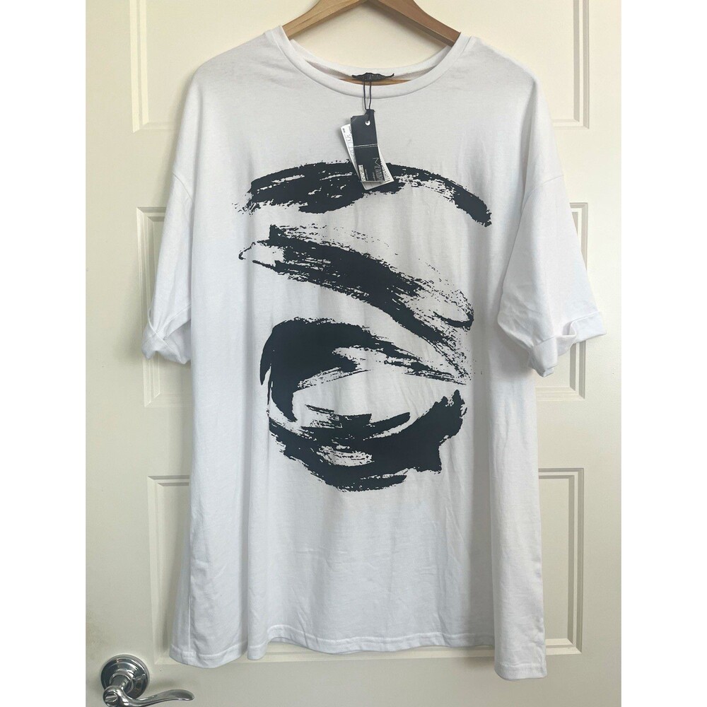 Metamorphoza Men's White Graphic Print Art Logo Crew Neck Cotton Tee 4XL Stain